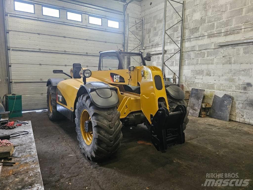 CAT TH330B 2007 Hjullastere