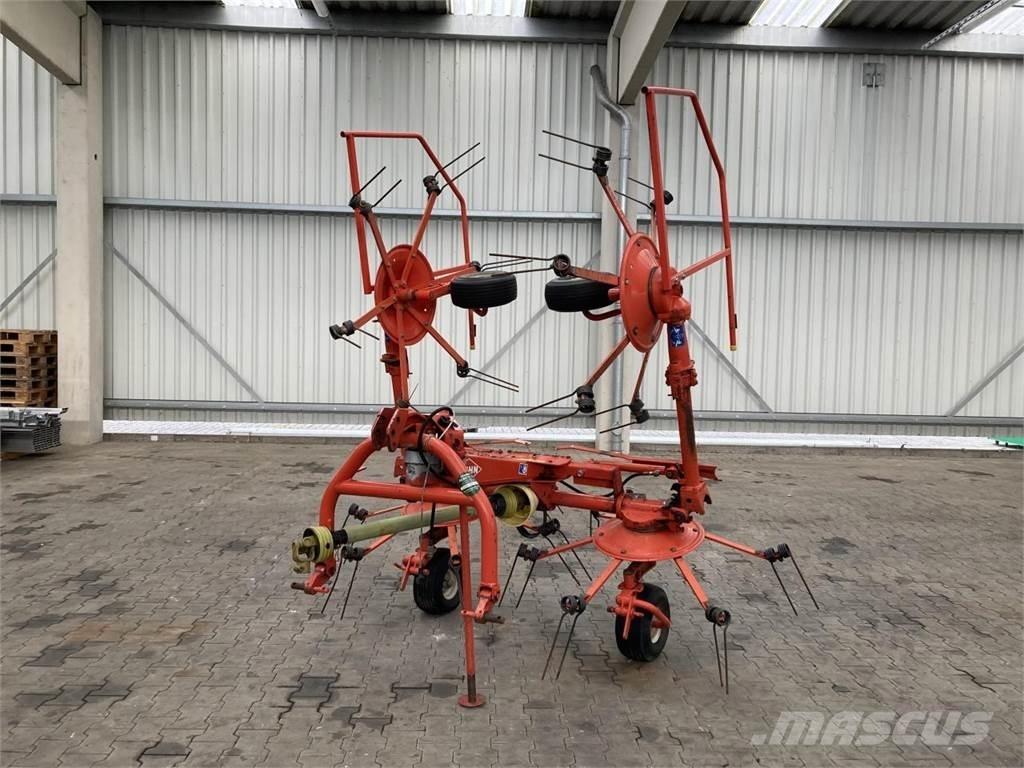 Kuhn GF 5001 MH Raker og høyvendere