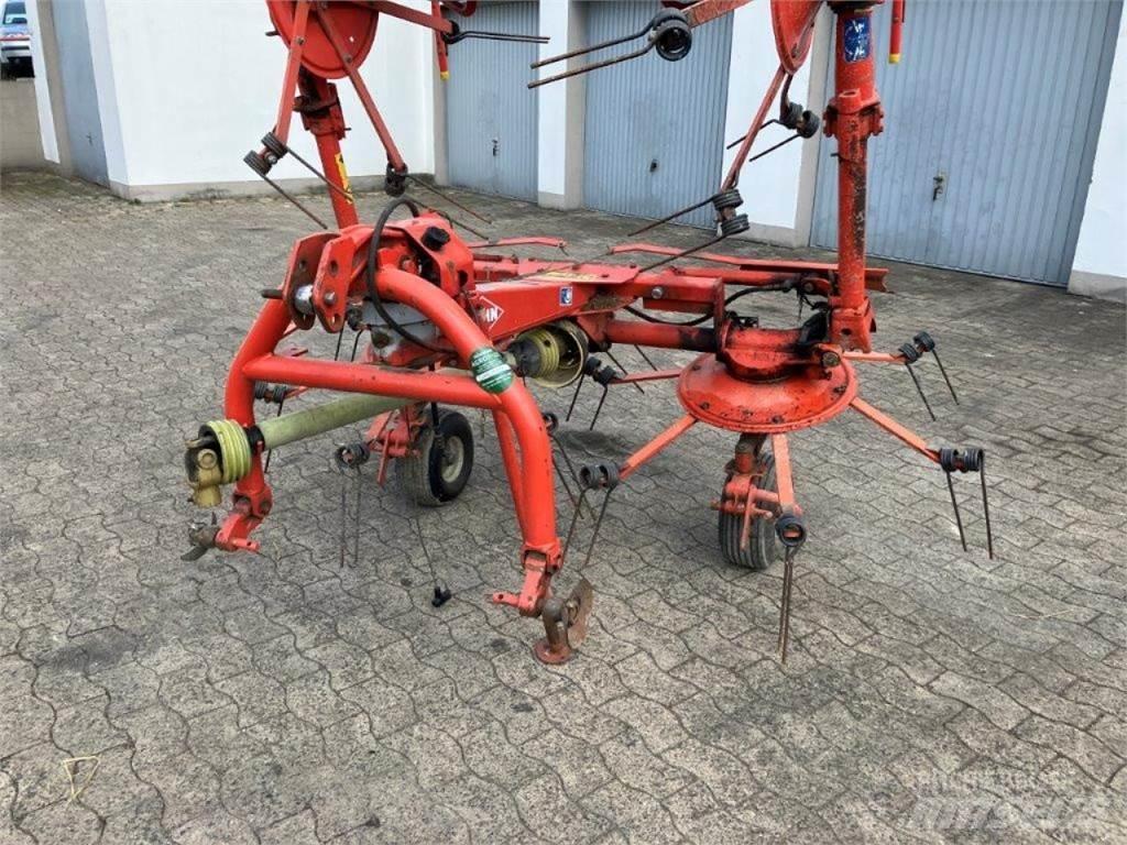 Kuhn GF 5001 MH Raker og høyvendere