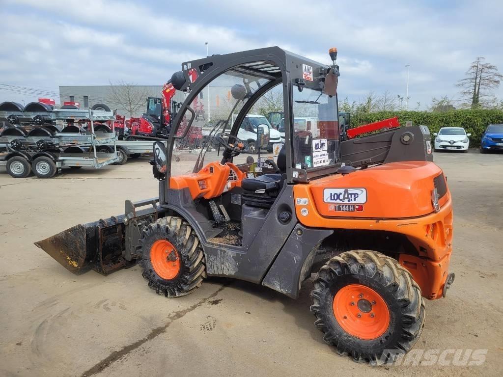 Ausa T 144 H Teleskoplastere