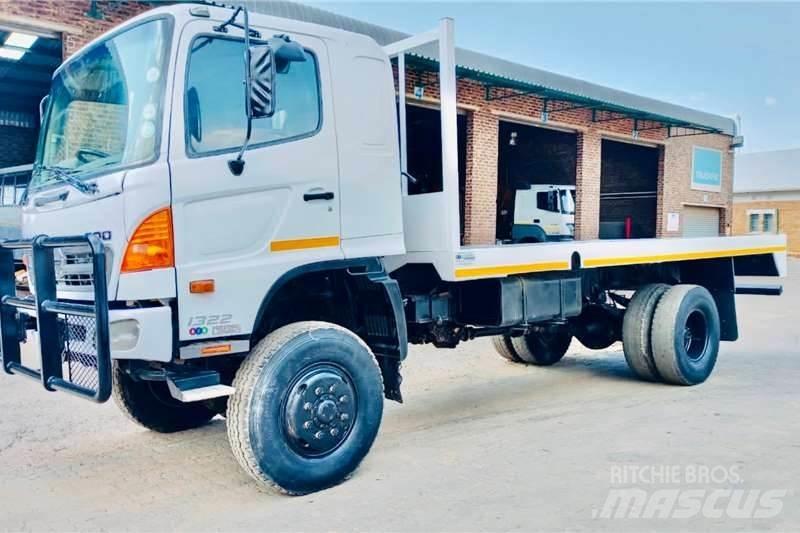 Hino 500 1322 4x4 Andre lastebiler