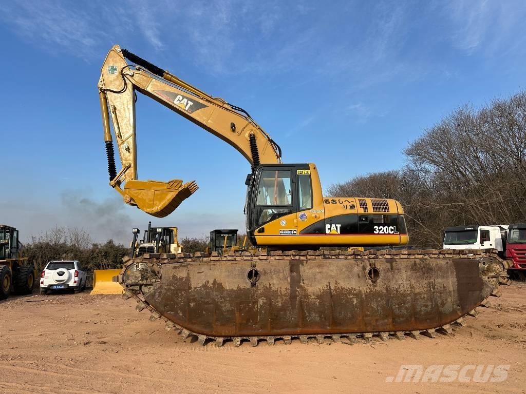 CAT 320CL Amfibiske Gravemaskiner