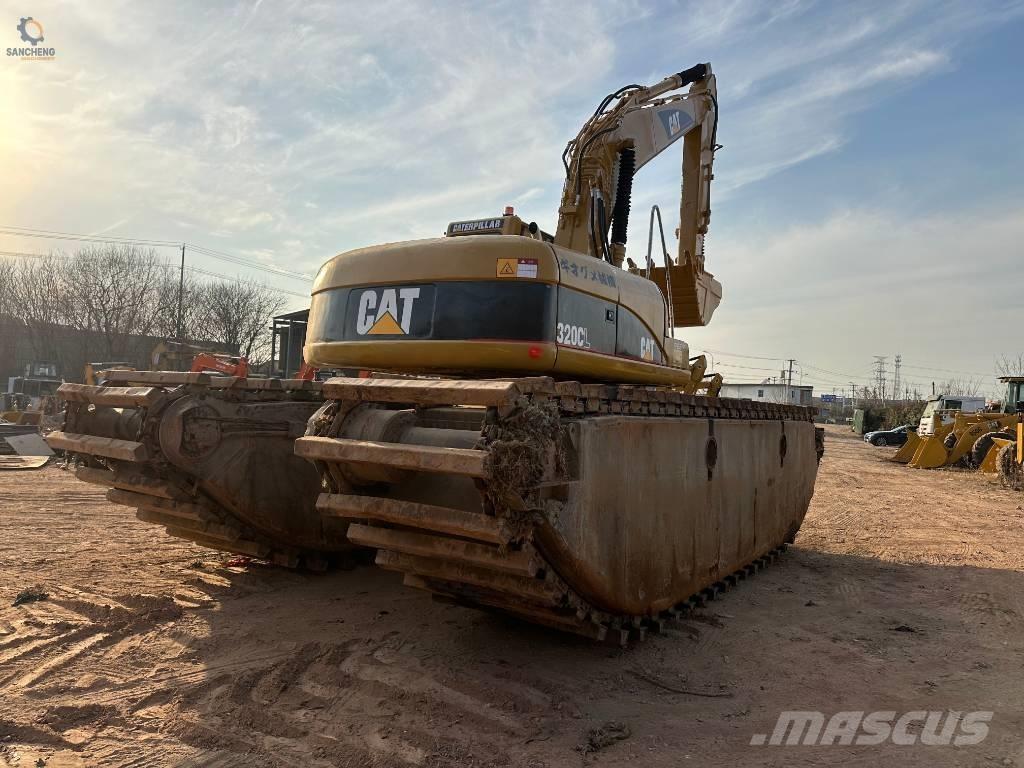 CAT 320CL Amfibiske Gravemaskiner