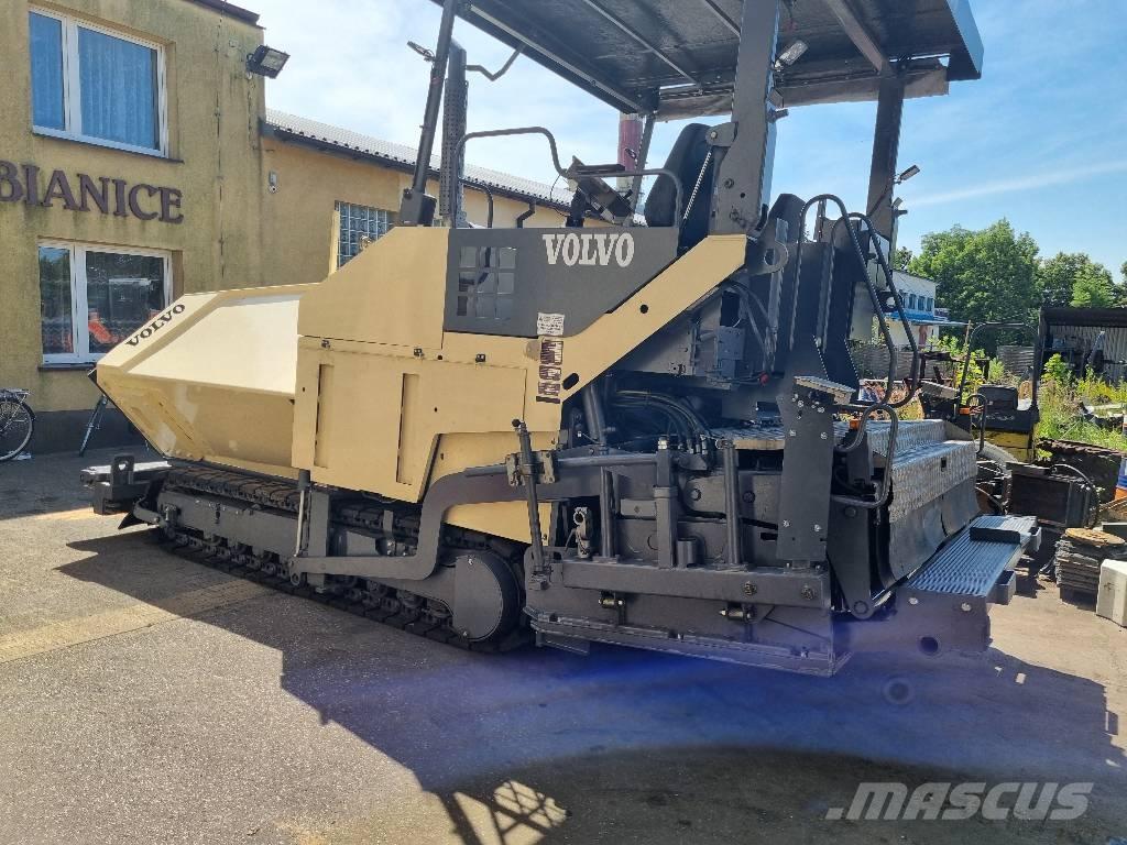 Volvo Titan 6820 Asfaltutleggere