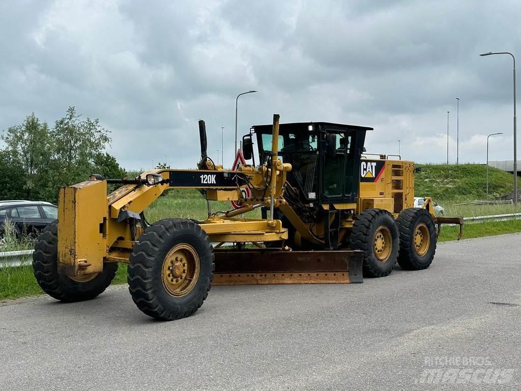 CAT 120K Veihøvler