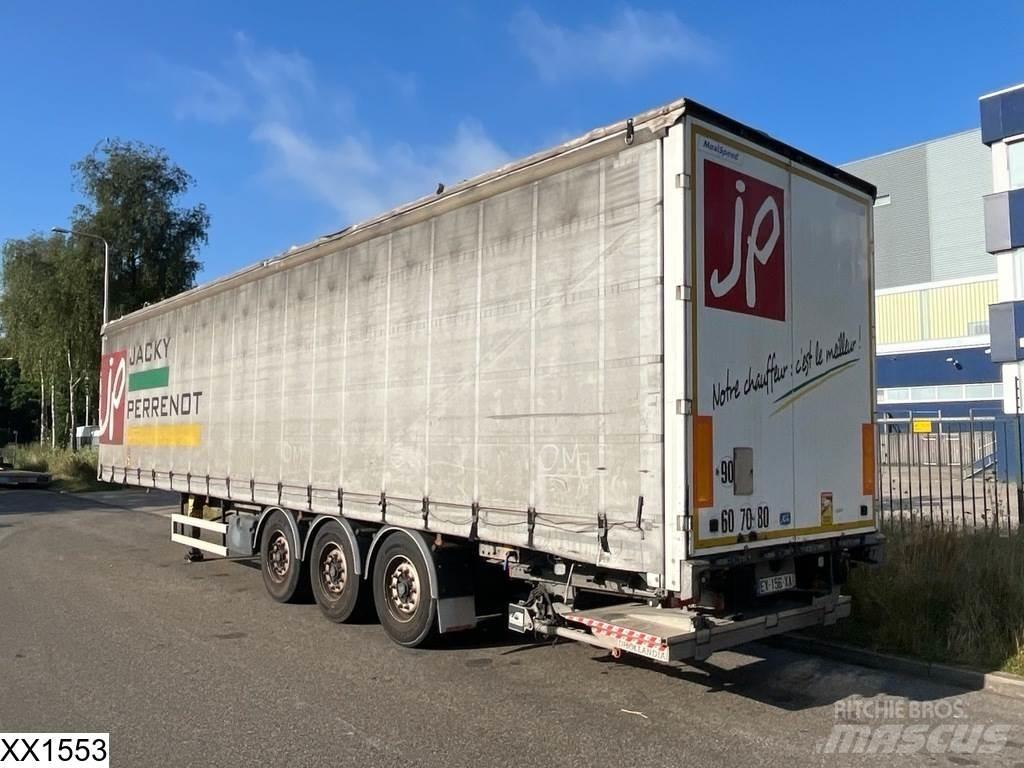 Fruehauf Tautliner Gardintrailer