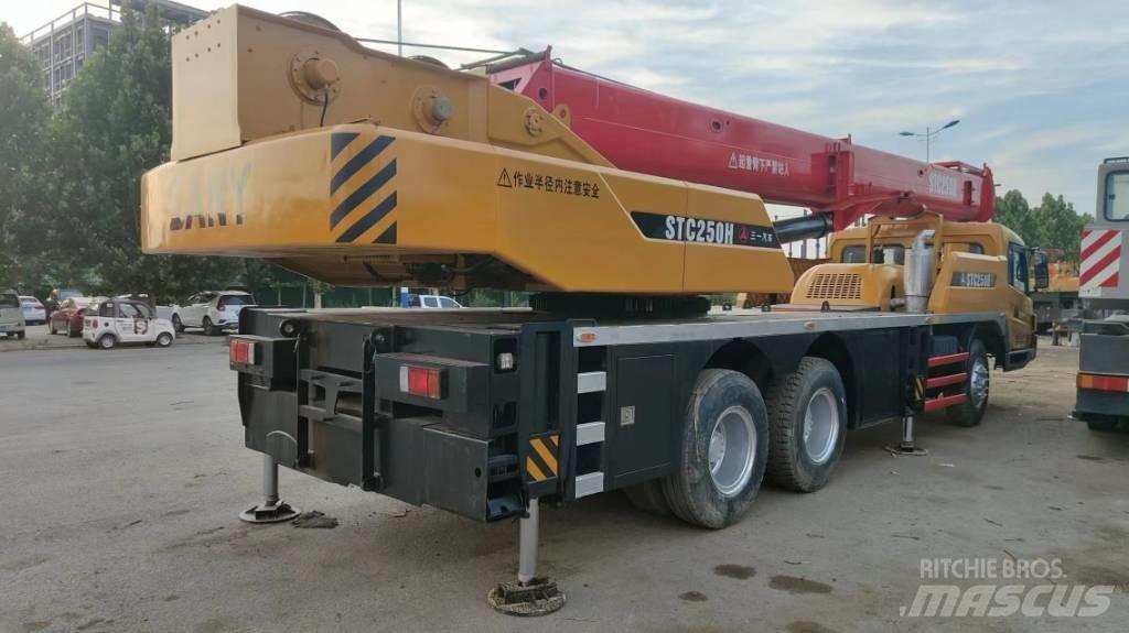 Sany STC250S Stillas, vinsjer og vareheiser