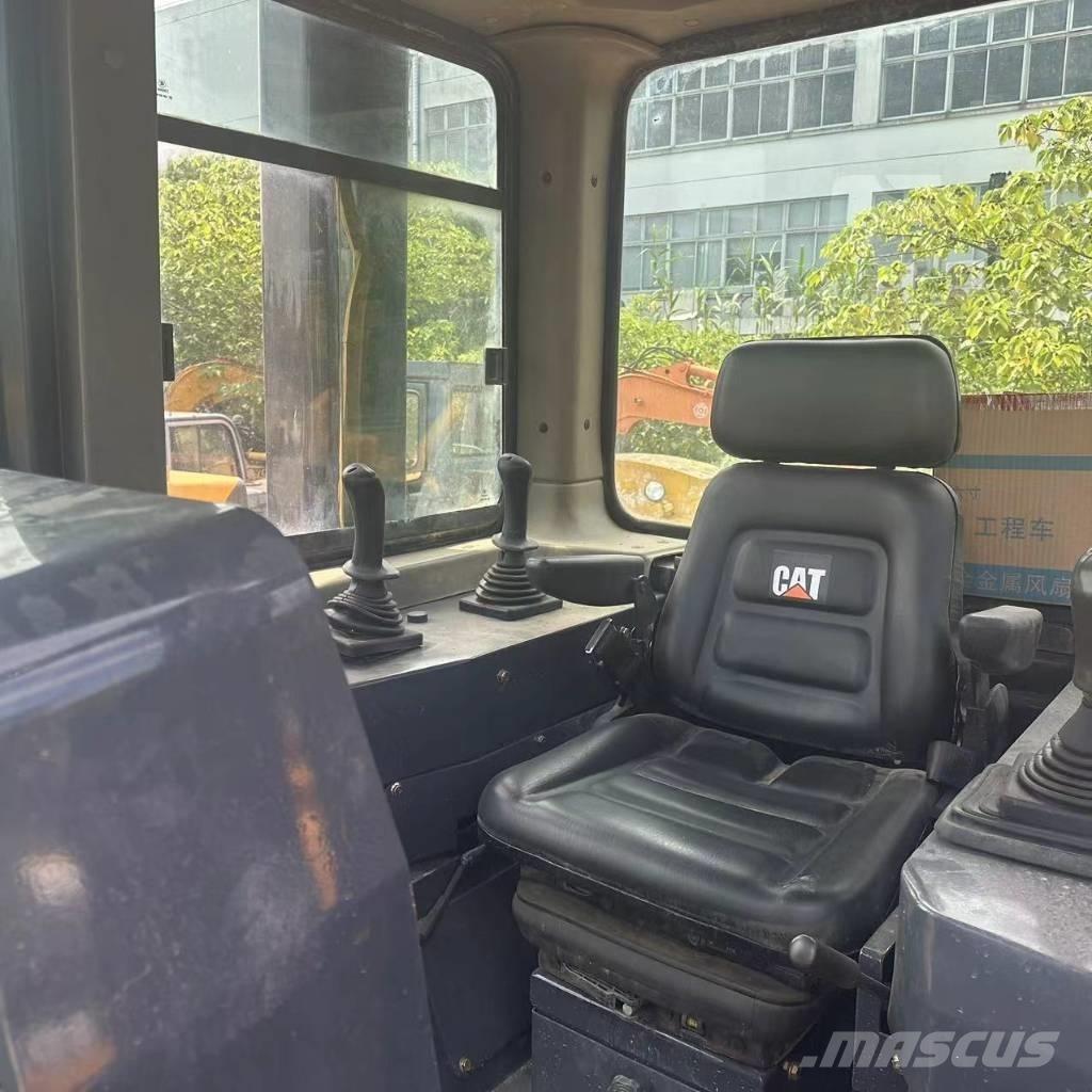 CAT D 8 R Dozere Beltegående