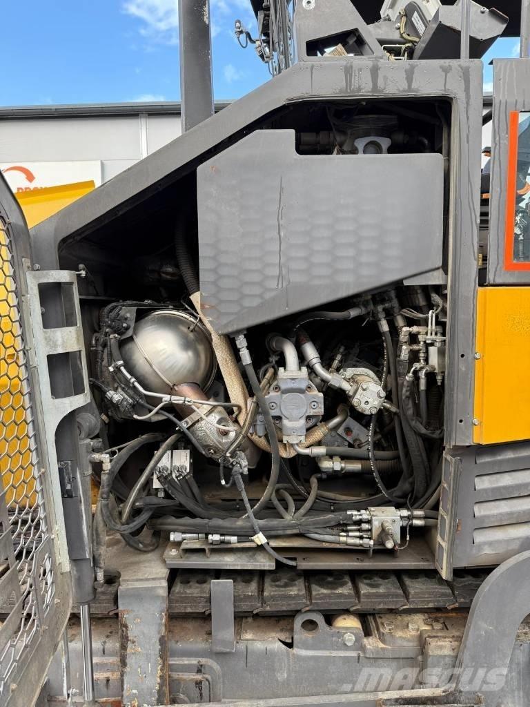 Volvo P 7820 D Asfaltutleggere