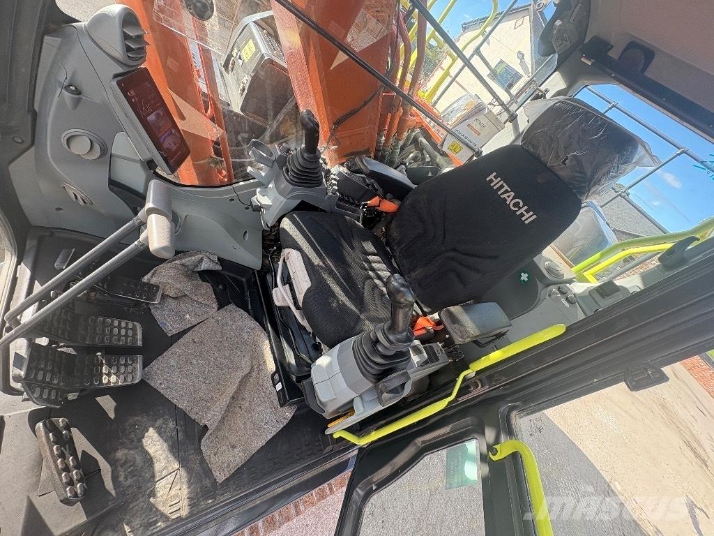 Hitachi ZX 210 LC-7 Beltegraver