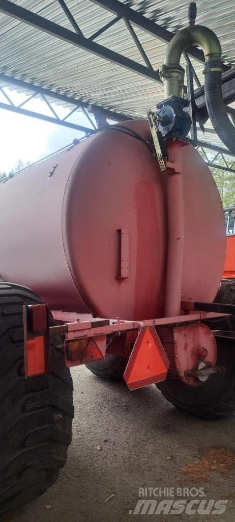 Livakka 12,5 m3+PK Slamtanker