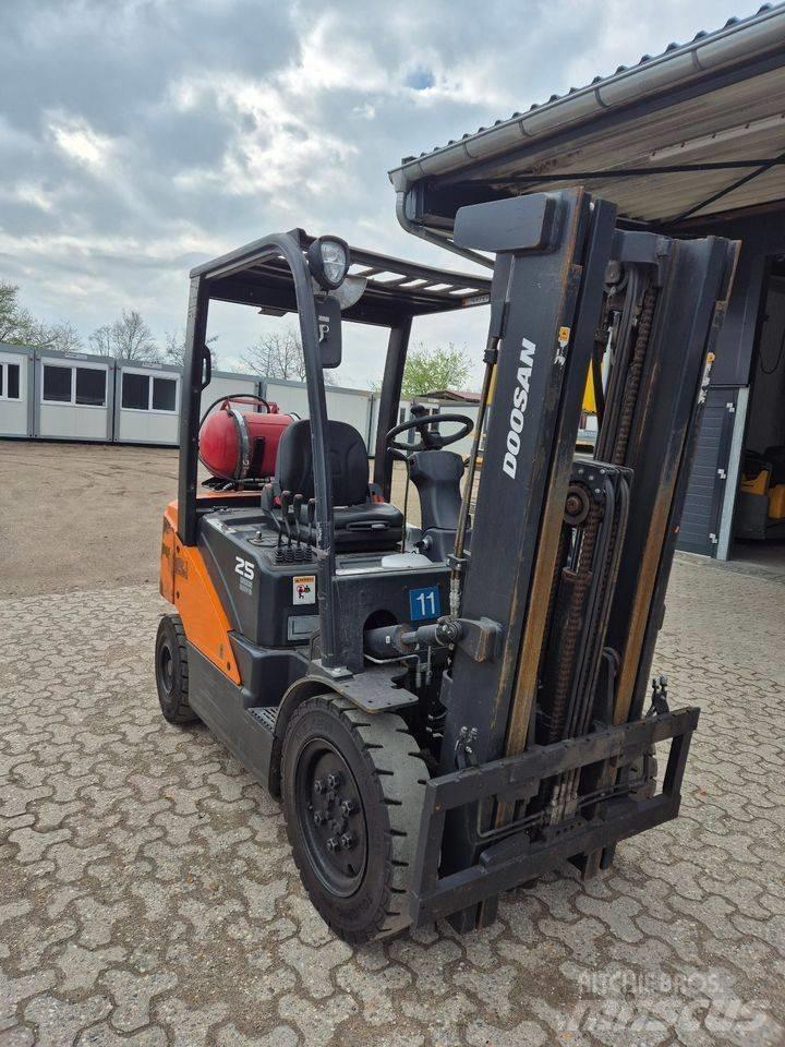 Doosan G 25 P-7 Anlegg - Annet