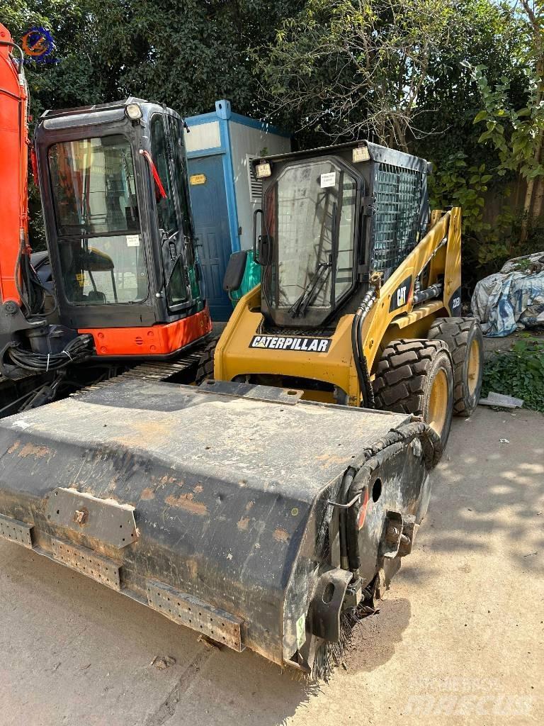 CAT 226 B Kompaktlastere