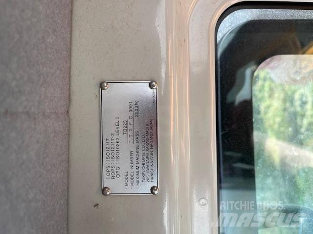 Takeuchi TB 225 Minigravere <7t