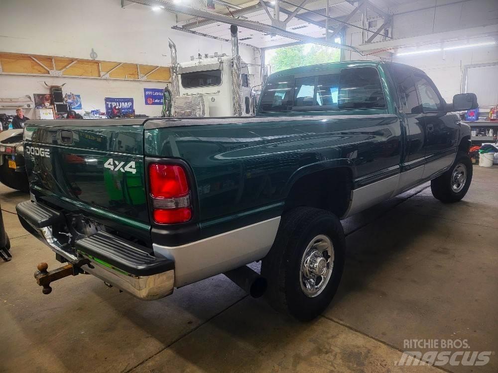 Dodge 2500 SLT Andre lastebiler