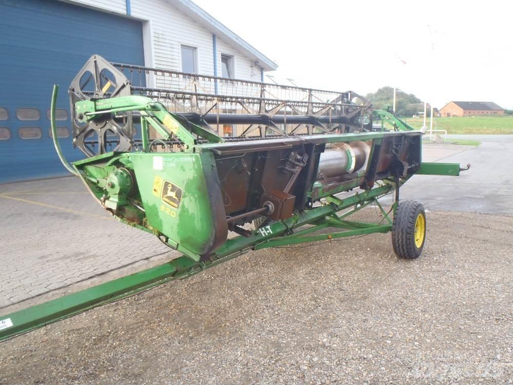 John Deere 920 Traktorer