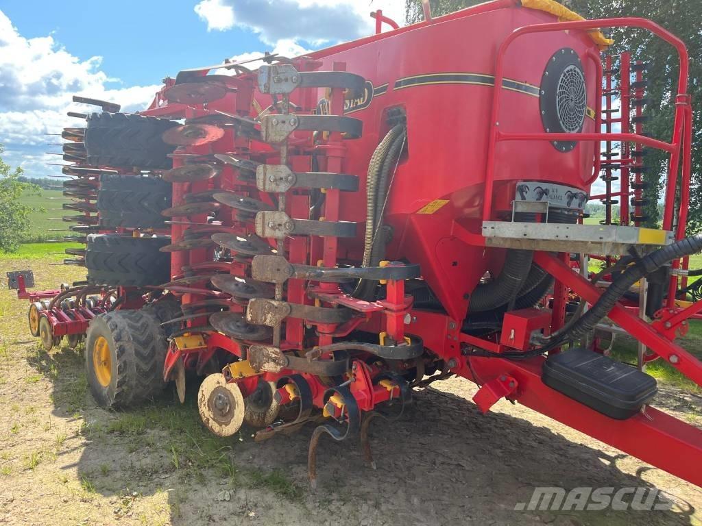 Väderstad SPIRIT600C Kombinerte såmaskiner