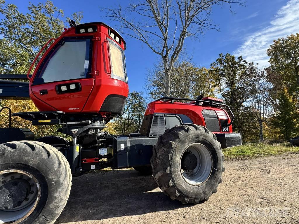 Komatsu 951 Hogstmaskiner