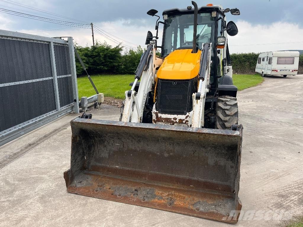 JCB 3CX Compact Traktorgravere