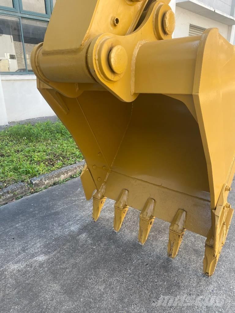 CAT 320 GC Beltegraver
