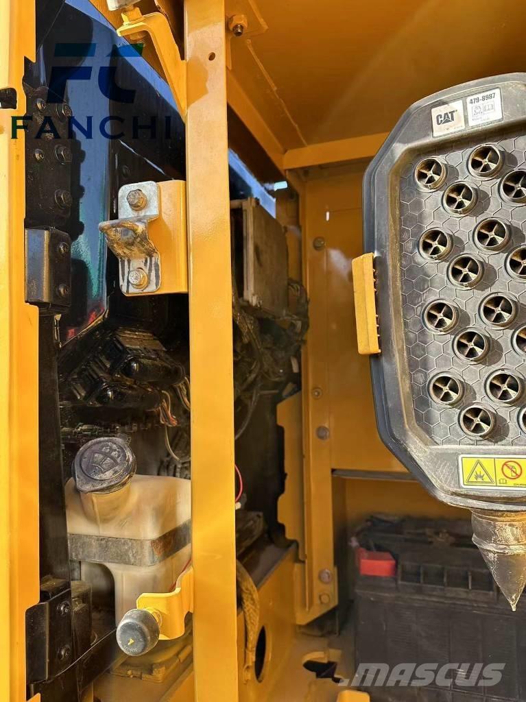 CAT 320 GC Beltegraver