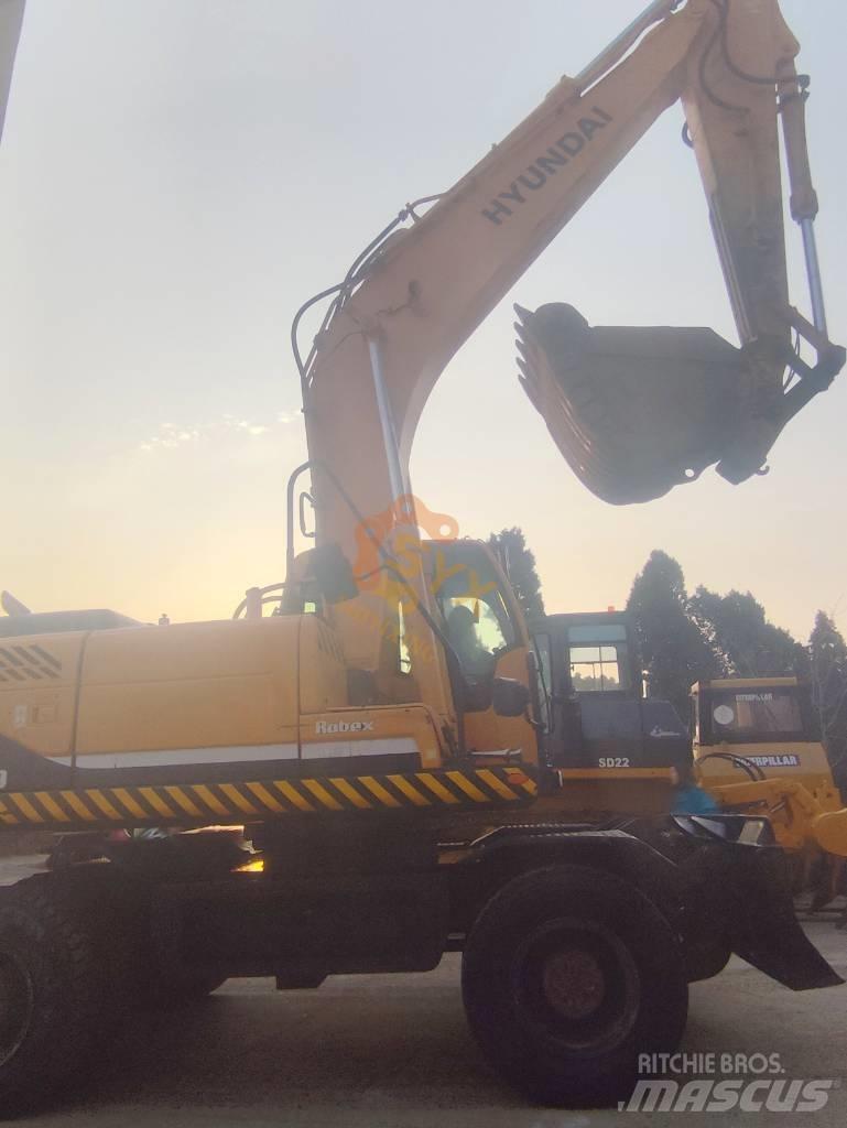 Hyundai 210W-9 Hjulgravere