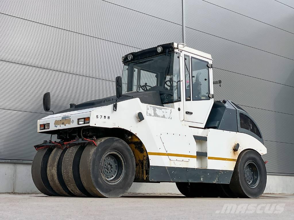 Bomag BW 24 RH Gummihjulsvalser