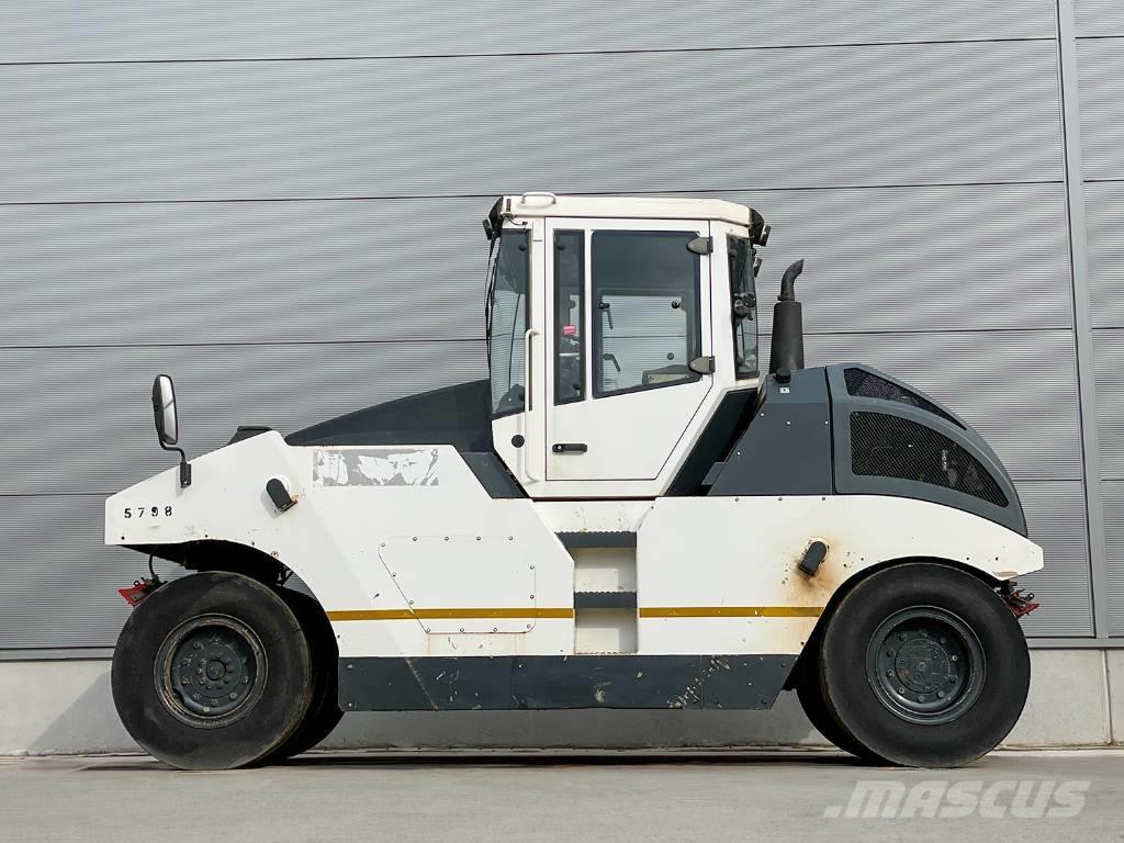 Bomag BW 24 RH Gummihjulsvalser