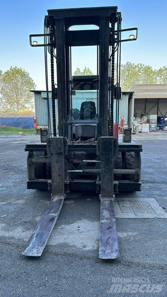 Kalmar DCG 160-12 Diesel Trucker