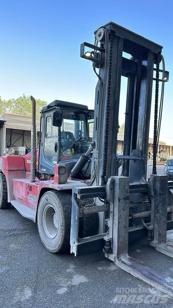 Kalmar DCG 160-12 Diesel Trucker