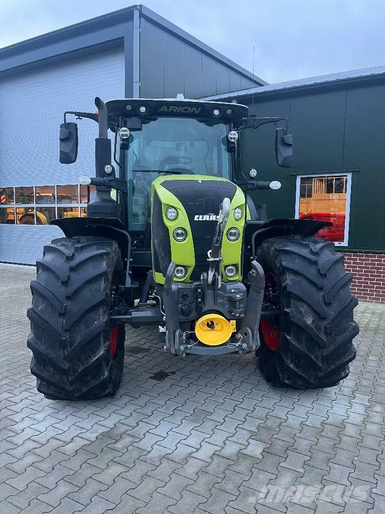 CLAAS Arion 660 Traktorer
