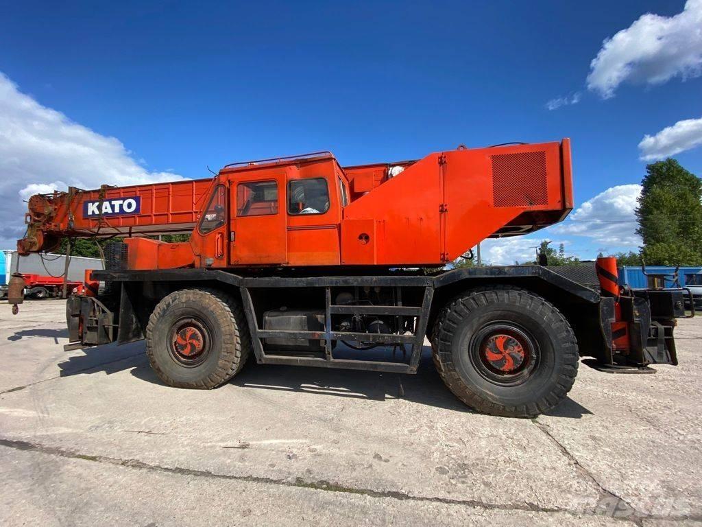 Kato KR 500 Røff terreng kraner