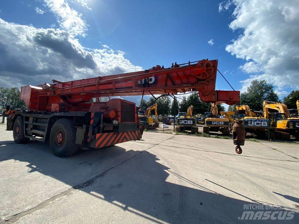 Kato KR 500 Røff terreng kraner
