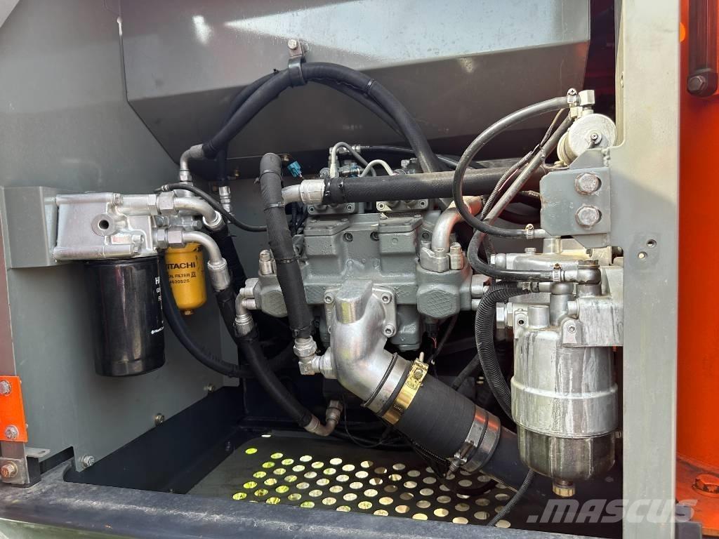 Hitachi ZX200 Beltegraver