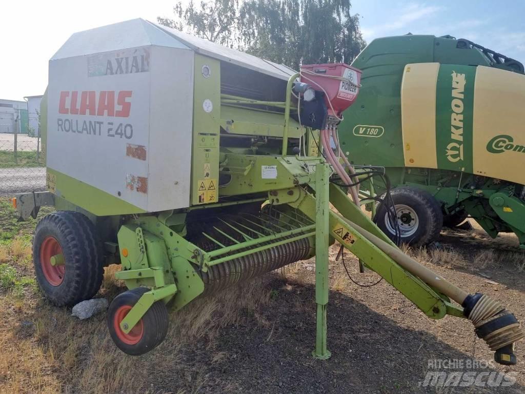 CLAAS Rollant 240 Rundballepresser