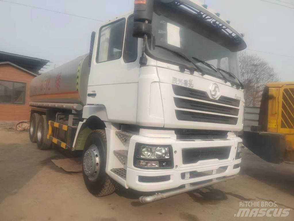 Shacman F3000 6X4 Vanningsvogn for støvdemping