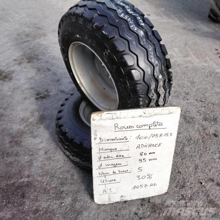 Advance 10.0/75R15.3 Dekk, hjul og felger
