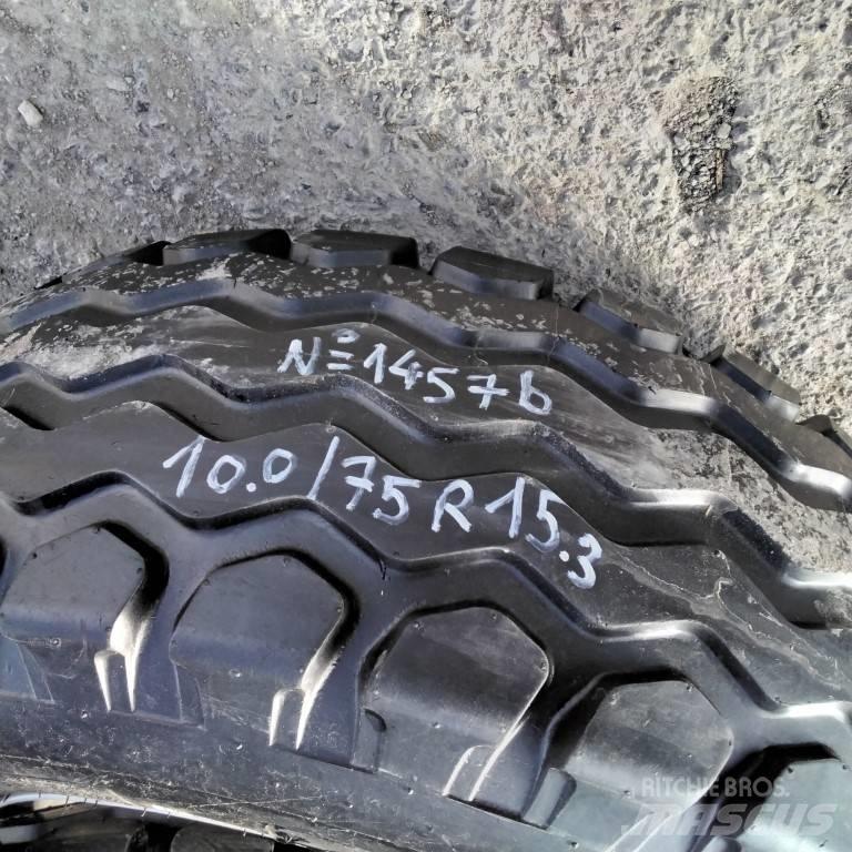 Advance 10.0/75R15.3 Dekk, hjul og felger