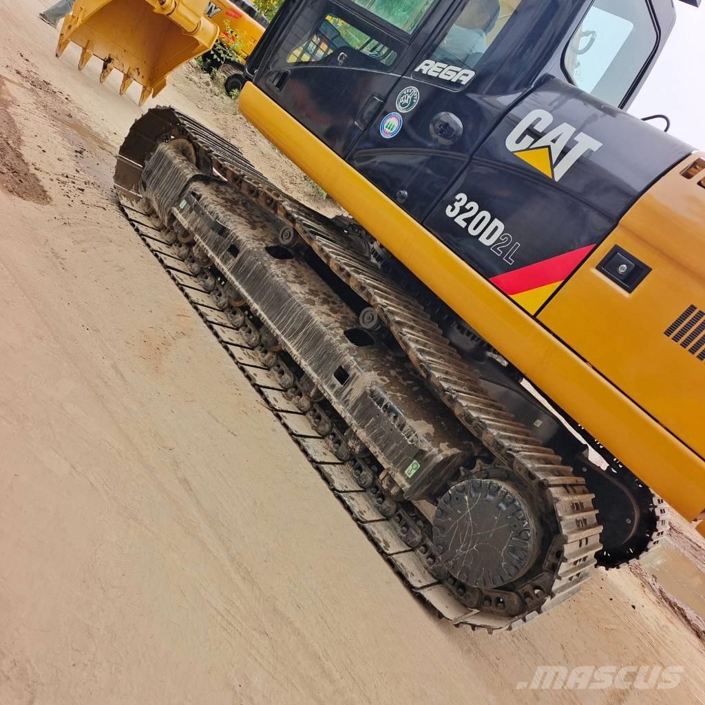 CAT 320 D2L Beltegraver