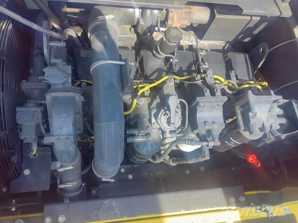 Komatsu PC450-8 Beltegraver