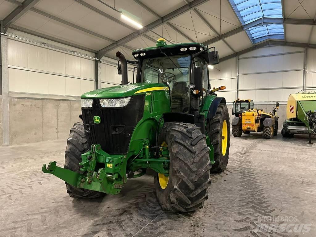 John Deere 7230 R Traktorer