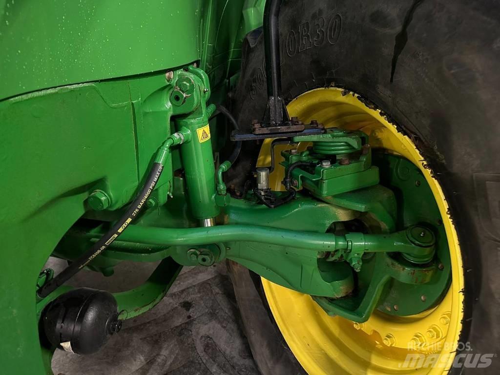 John Deere 7230 R Traktorer