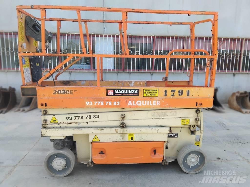 JLG 2030 ES Sakselifter