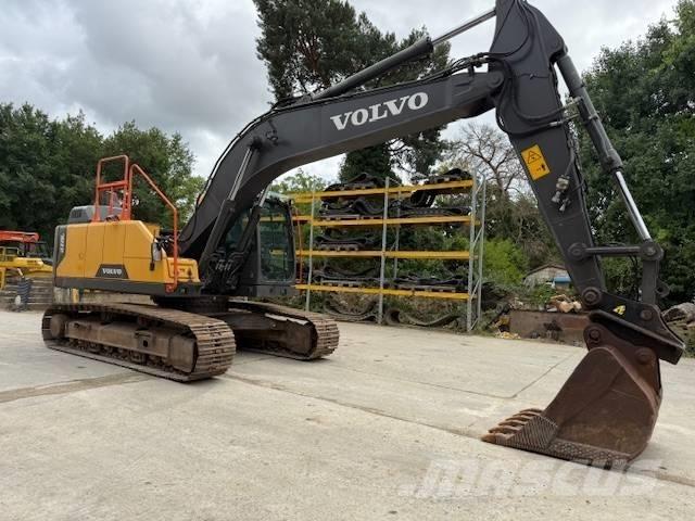 Volvo EC 220 Beltegraver