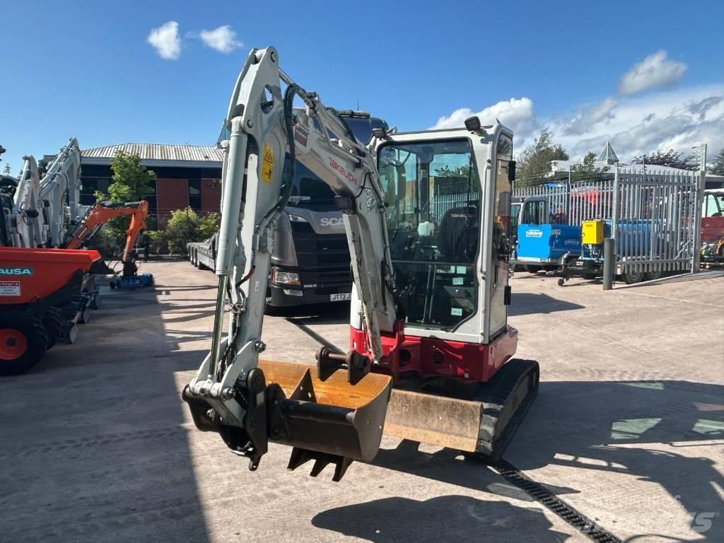 Takeuchi TB 325 R Minigravere <7t