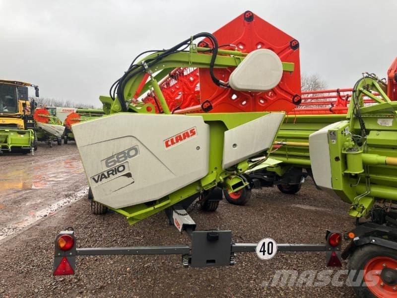CLAAS TRION 640 Skurtreskere