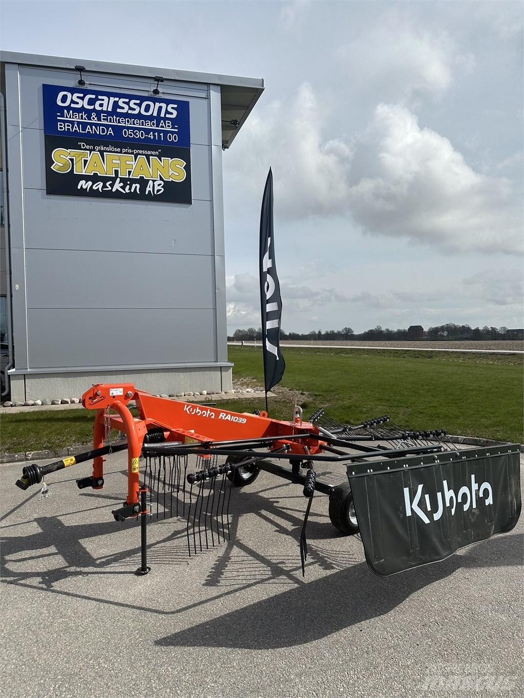 Kubota RA 1039 Svanser