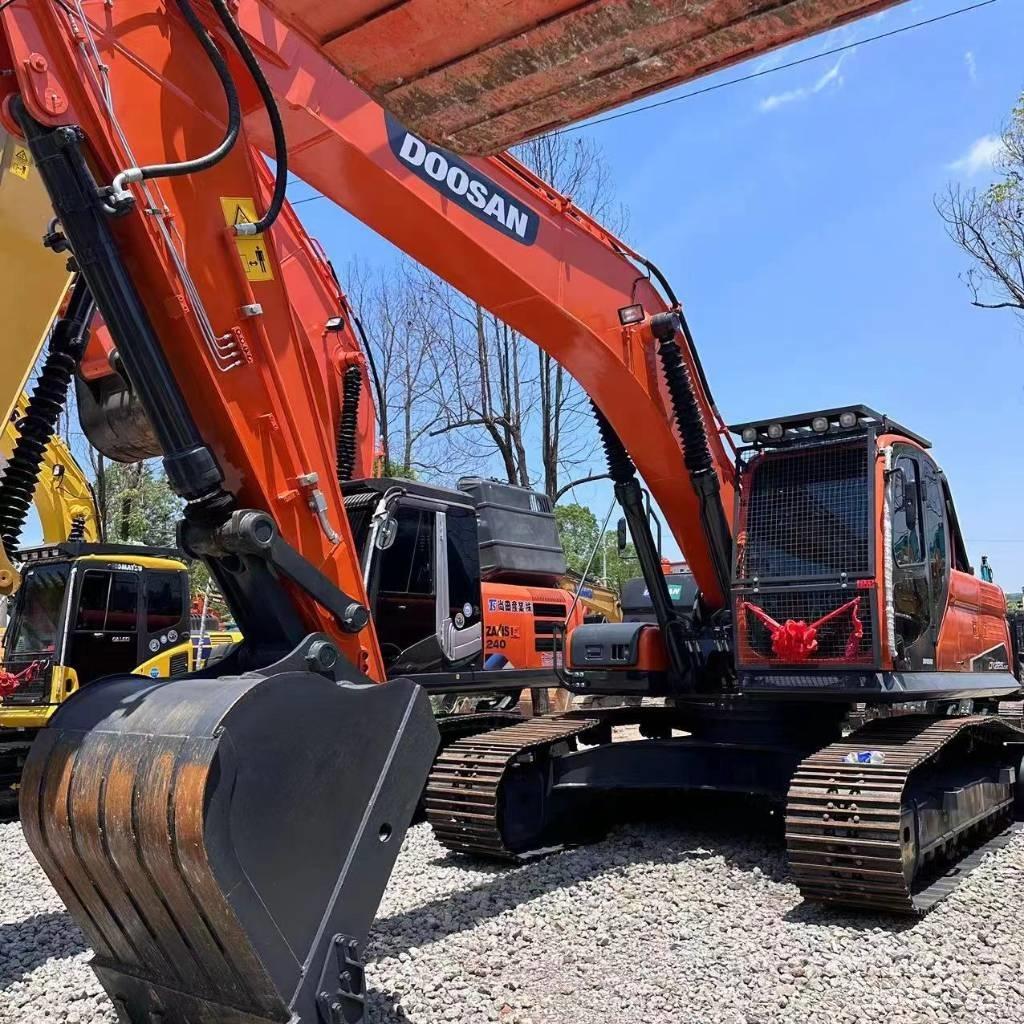 Doosan DX 225 LC Beltegraver