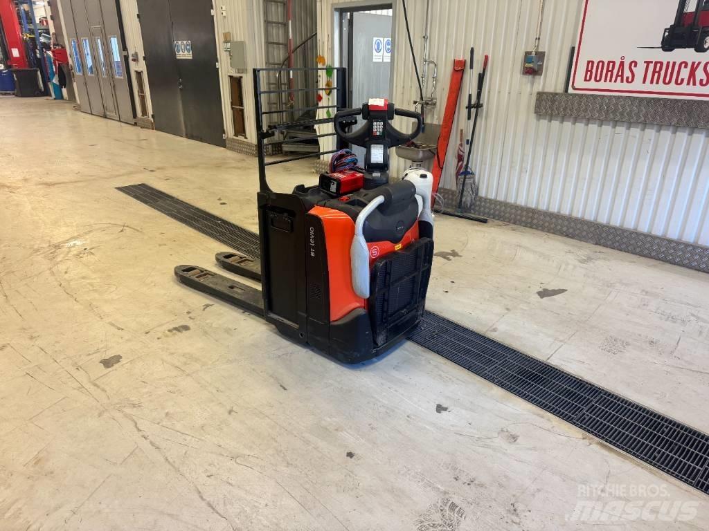 Toyota LPE 220 Lavtløftende truck med platform