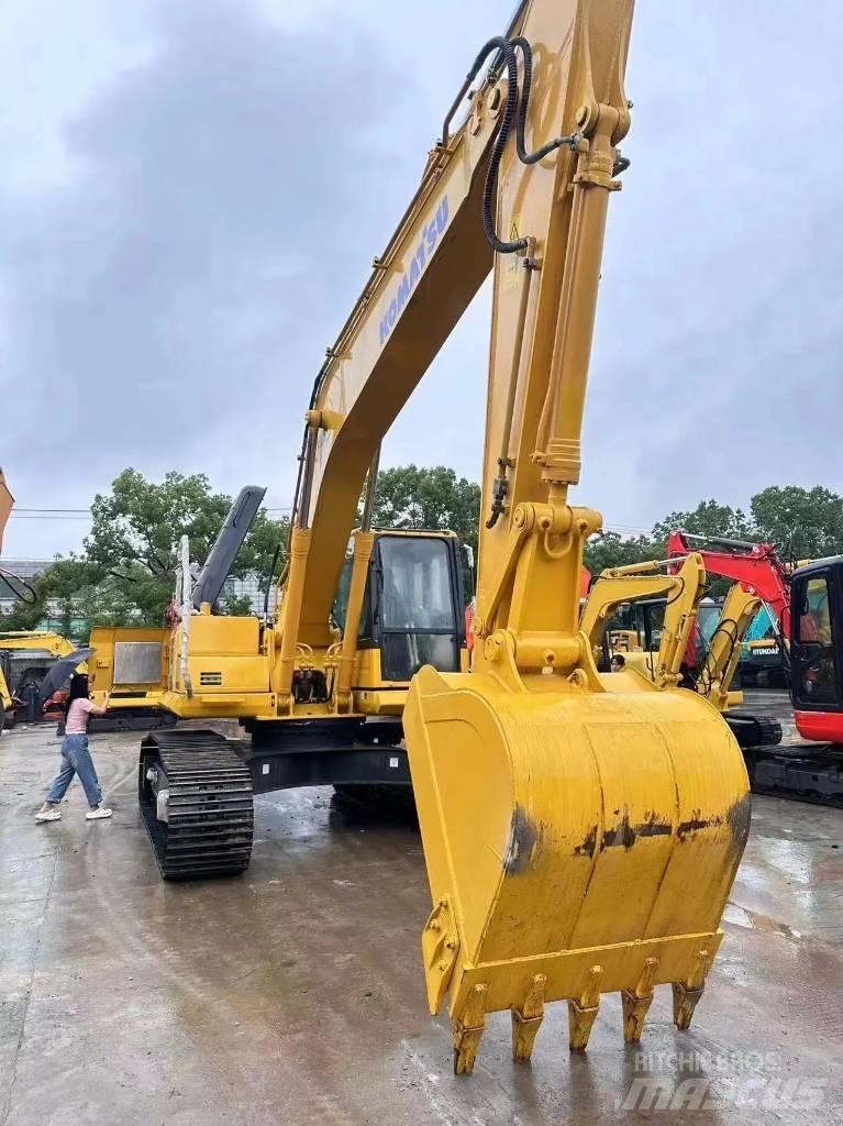 Komatsu PC200-8 Beltegraver